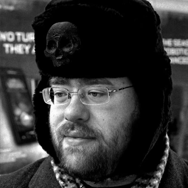File:Chris via ElkinsSq.jpg